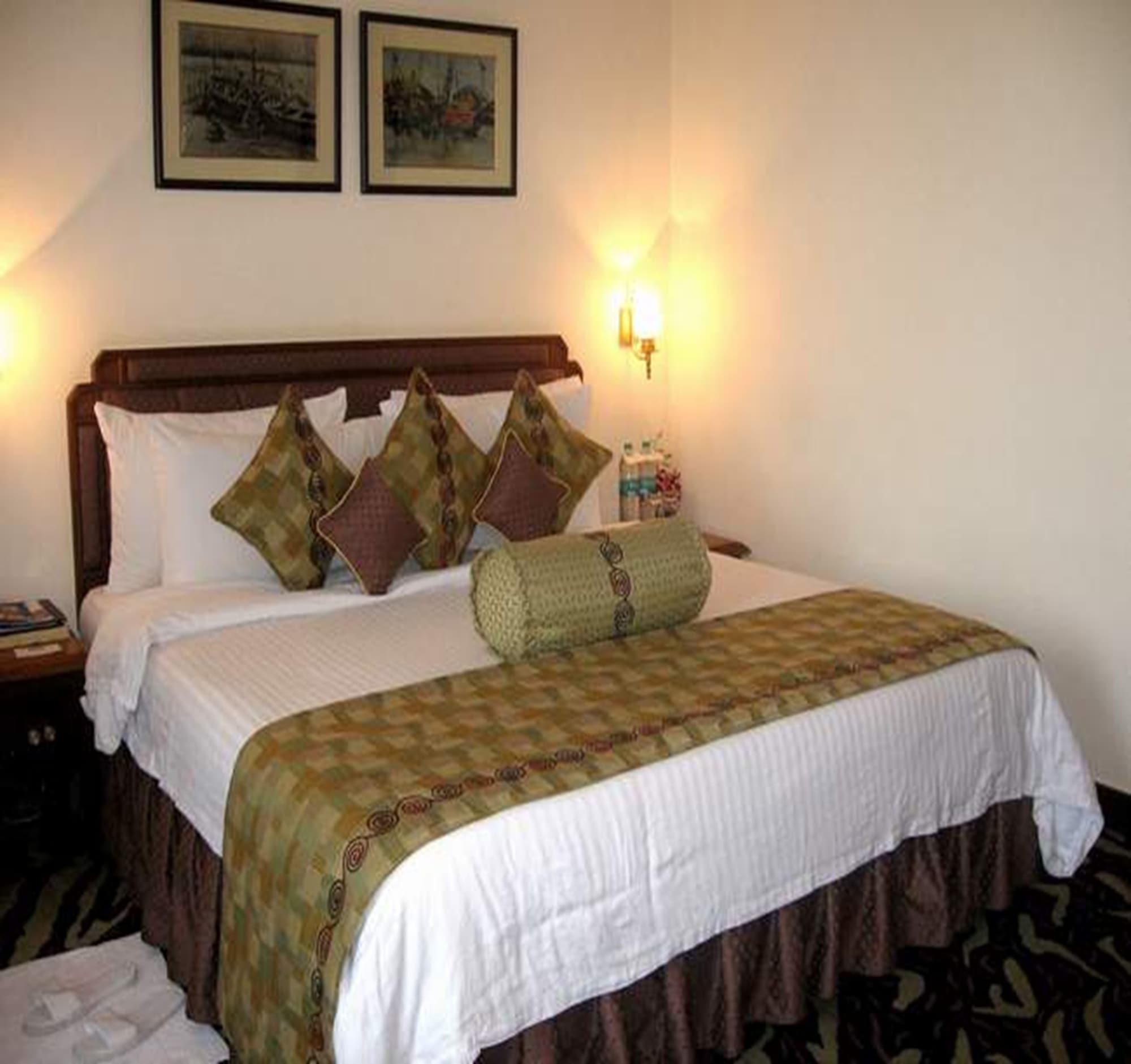 Peerless Hotel Kolkata Eksteriør bilde